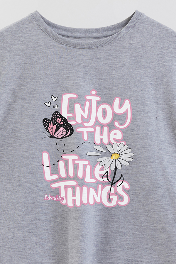 REMERA GIRL OVER LITTLE THINGS