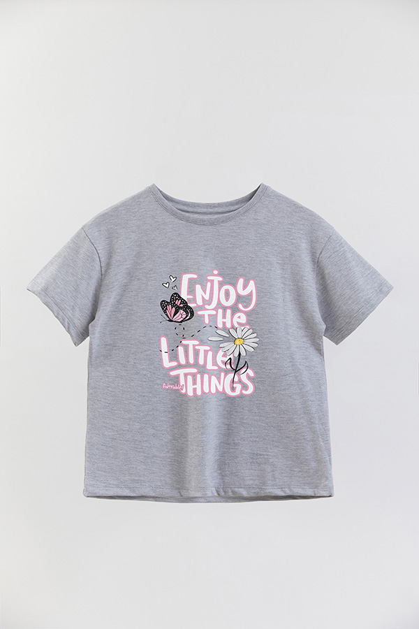 REMERA GIRL OVER LITTLE THINGS