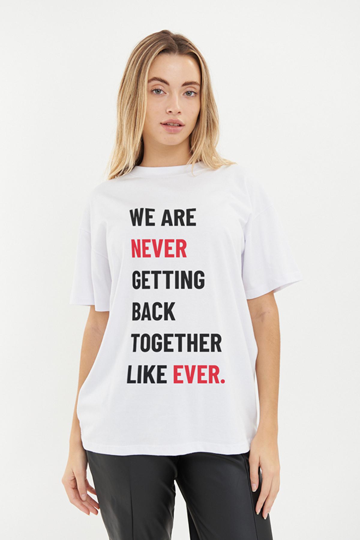 REMERA OVER ESTAMPADA TL NEVER BACK TOGETHER