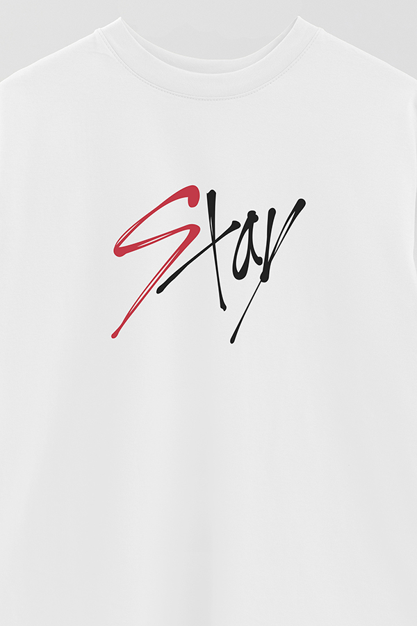 REMERA OVER ESTAMPADA SKZ STAY