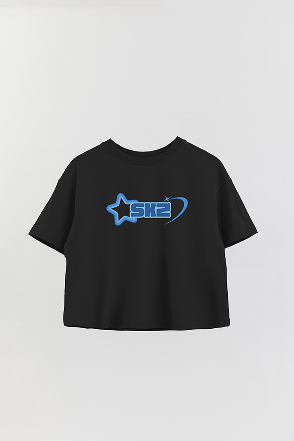 REMERA CROP ESTAMPADA SKZ AZUL