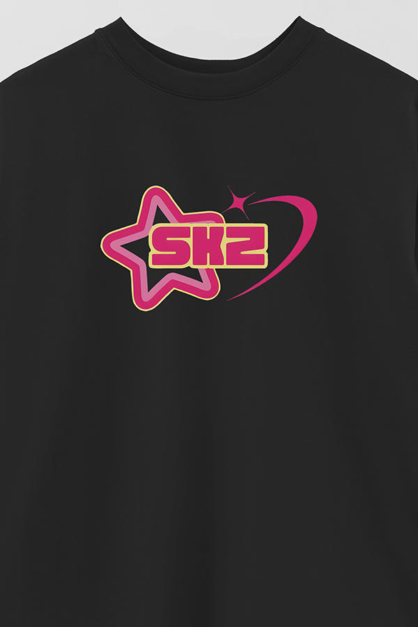 REMERA OVER ESTAMPADA SKZ ROSA