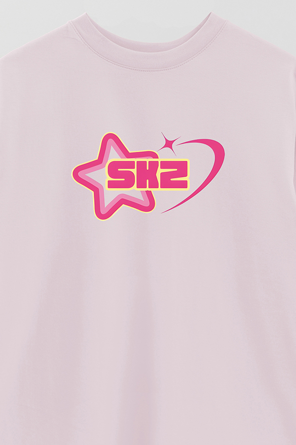 REMERA OVER ESTAMPADA SKZ ROSA
