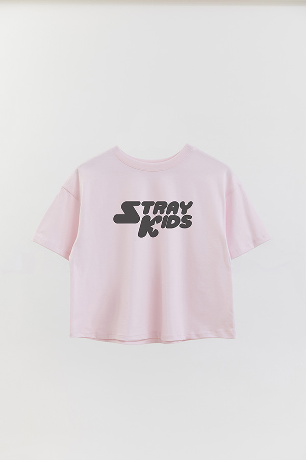 REMERA CROP ESTAMPADA SKZ 4