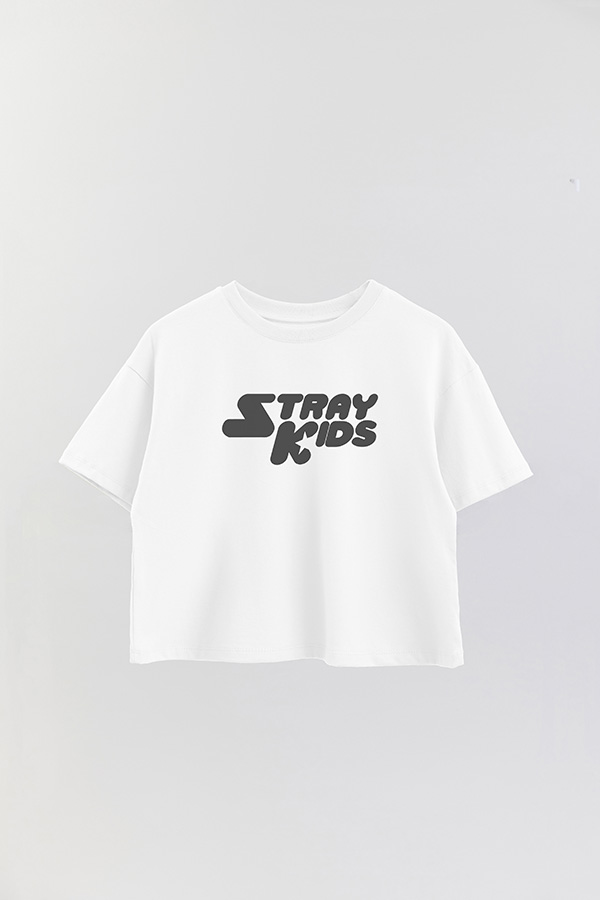 REMERA CROP ESTAMPADA SKZ 4