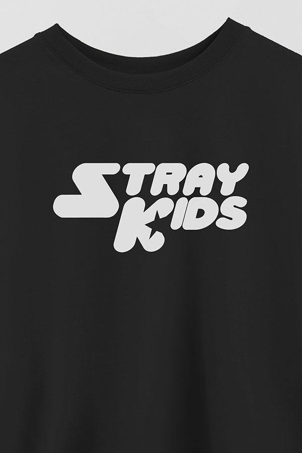 REMERA CROP ESTAMPADA SKZ 4