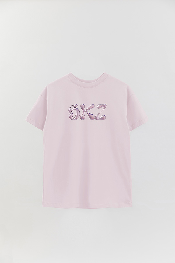 REMERA OVER ESTAMPADA SKZ 8