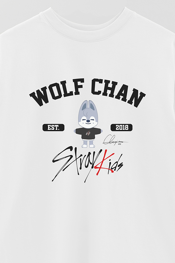 REMERA OVER ESTAMPADA SKZ00 WOLF CHAN