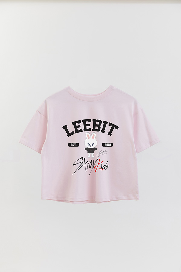 REMERA CROP ESTAMPADA SKZOO LEEBIT