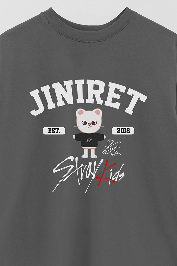 REMERA OVER ESTAMPADA SKZ00 JINIRET