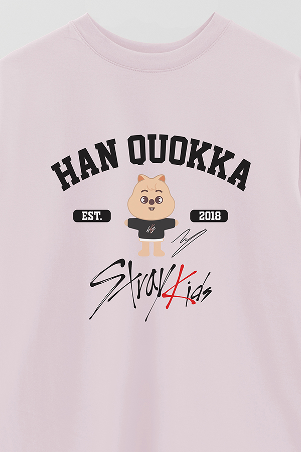REMERA OVER ESTAMPADA SKZ00 HAN QUOKKA