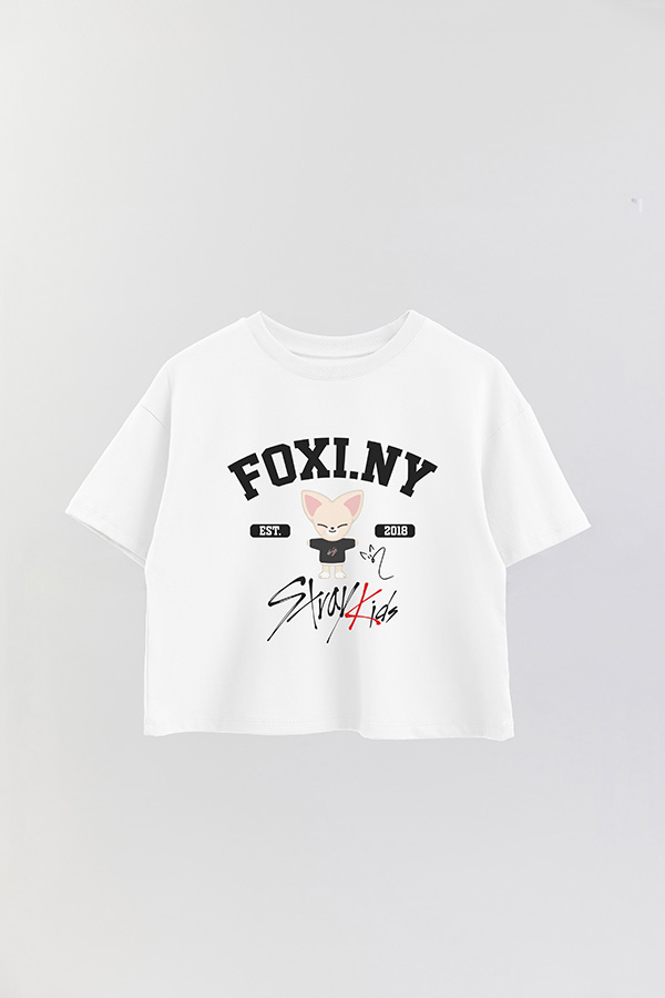 REMERA CROP ESTAMPADA SKZOO FOXI.NY