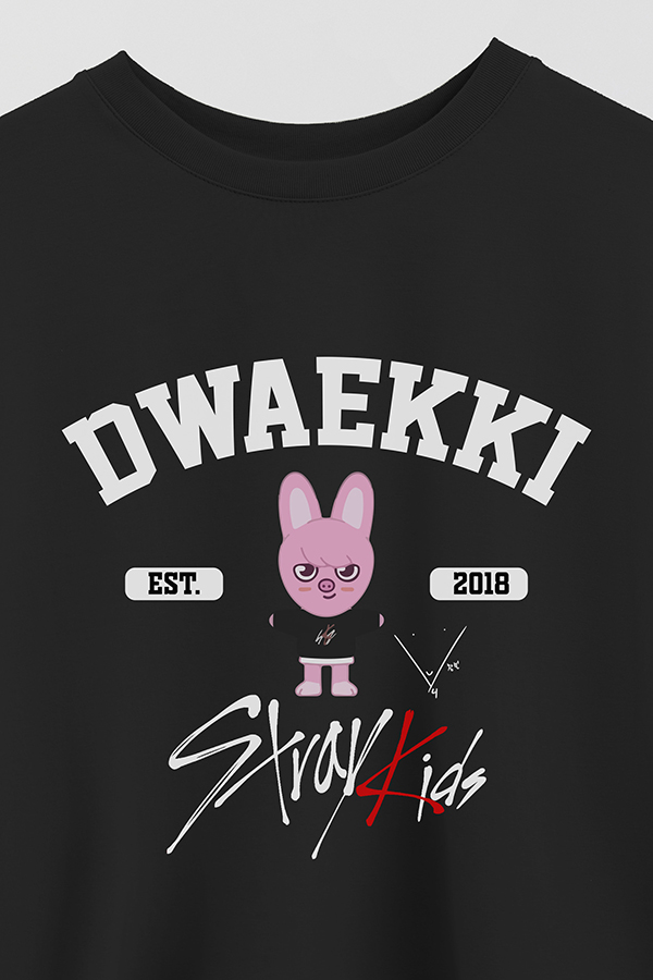 REMERA CROP ESTAMPADA SKZOO DWAEKKI