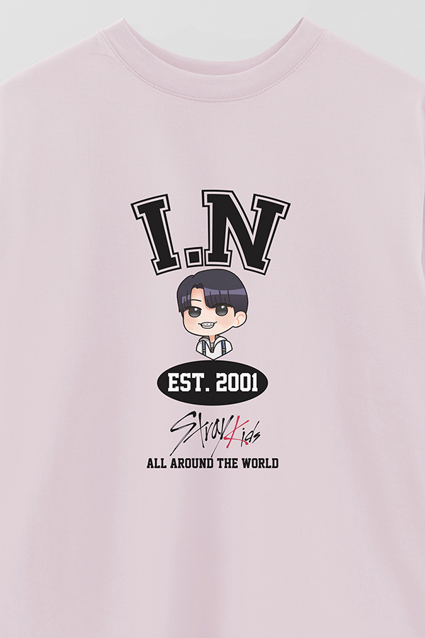 REMERA OVER ESTAMPADA SKZ VST I.N