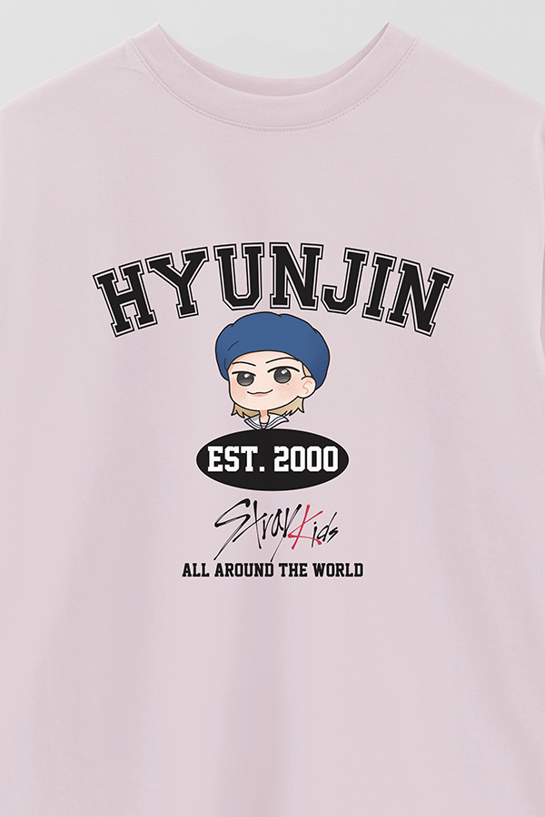 REMERA OVER ESTAMPADA SKZ VST HYUNJIN