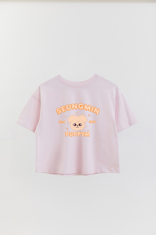 REMERA CROP ESTAMPADA SKZOO6 SEUNGMIN