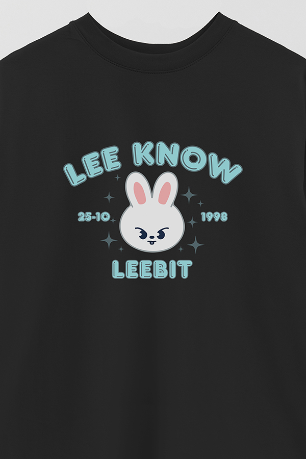REMERA OVER ESTAMPADA SKZOO6 LEE KNOW