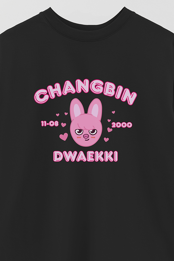 REMERA OVER ESTAMPADA SKZOO6 CHANGBIN