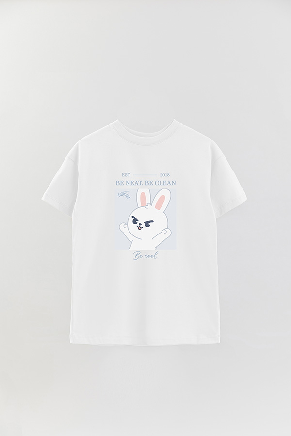 REMERA OVER ESTAMPADA SKZOO4 LEE KNOW