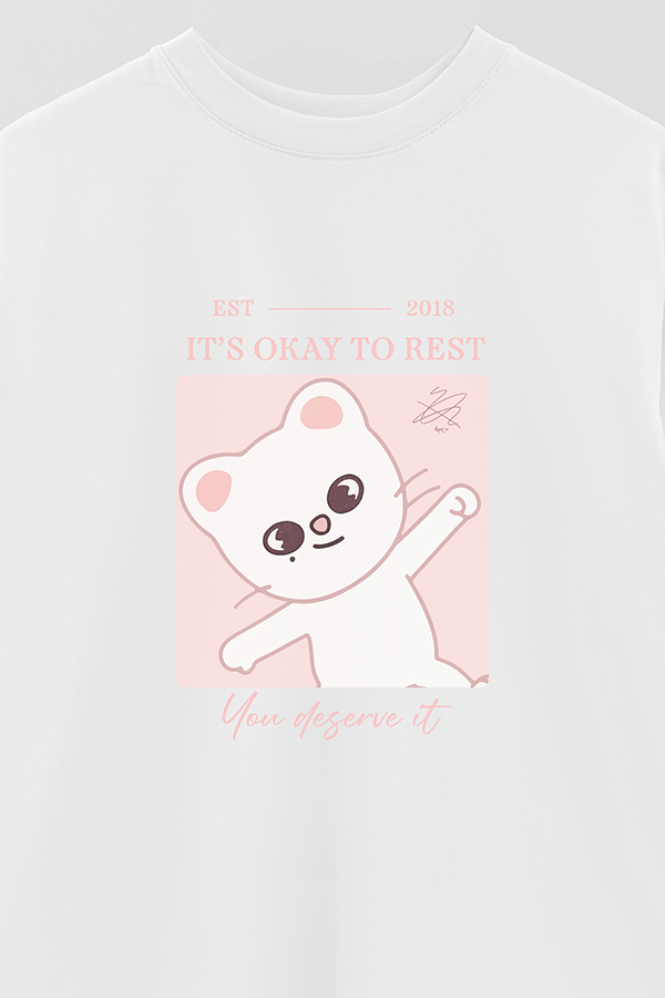 REMERA OVER ESTAMPADA SKZOO4 HYUNJIN