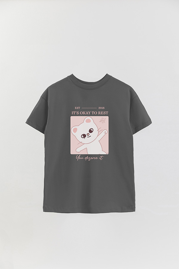 REMERA OVER ESTAMPADA SKZOO4 HYUNJIN