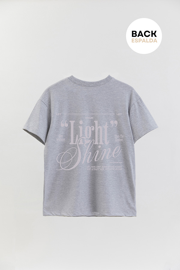 REMERA OVER ESTAMPADA UNISEX ESPALDA LIGHT 1