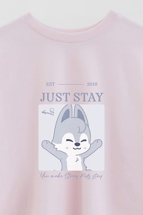 REMERA CROP ESTAMPADA SKZOO4 BANGCHAN