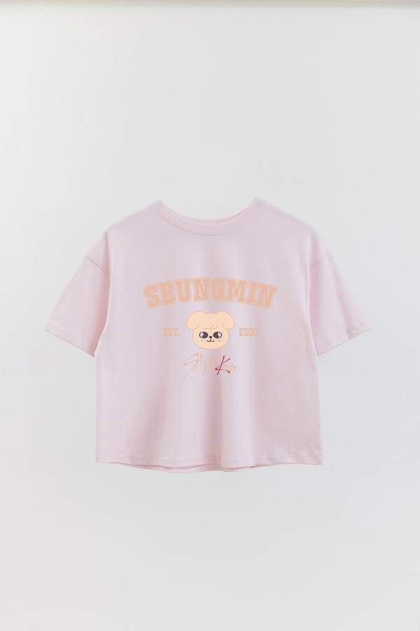 REMERA CROP ESTAMPADA SKZOO3 SEUNGMIN