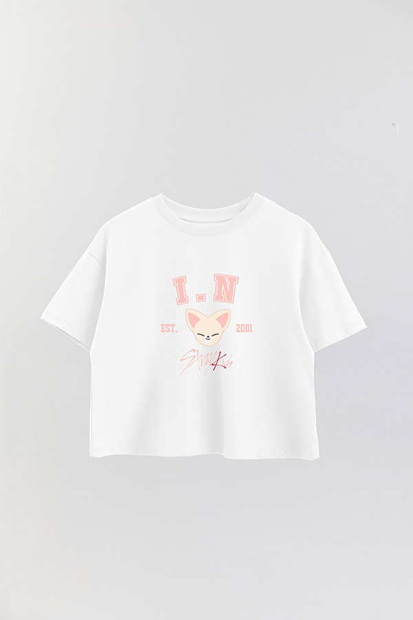 REMERA CROP ESTAMPADA SKZOO3 I.N