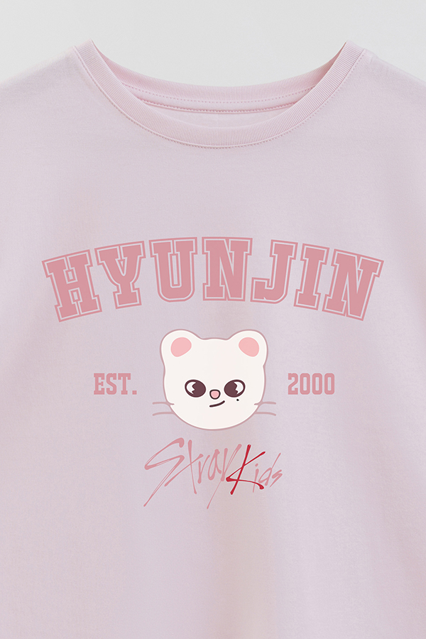 REMERA KID OVERSIZE SKZOO3 HYUNJIN