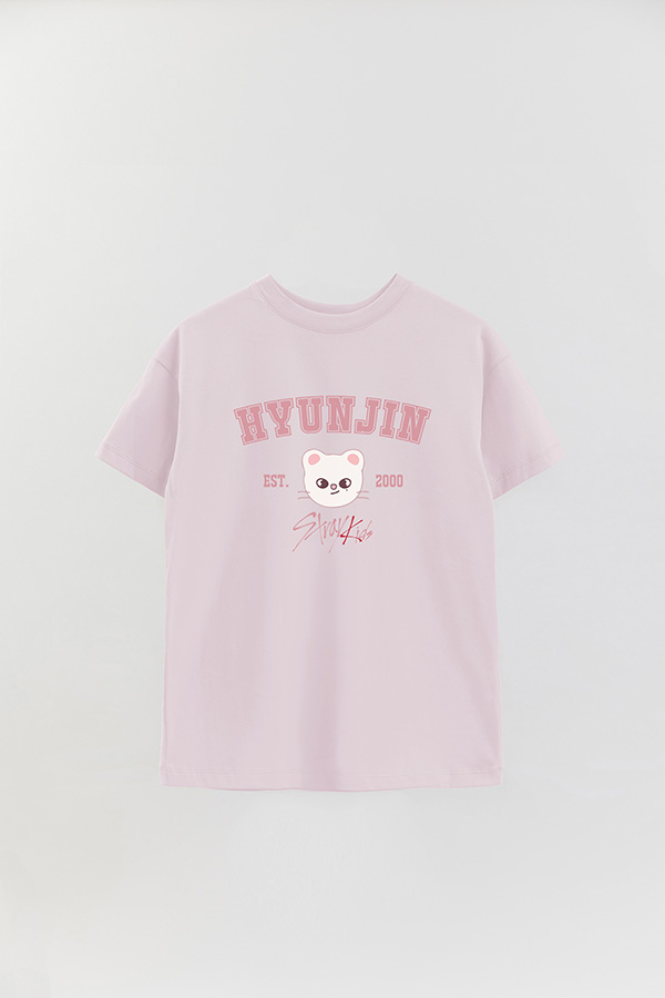 REMERA OVER ESTAMPADA SKZOO3 HYUNJIN