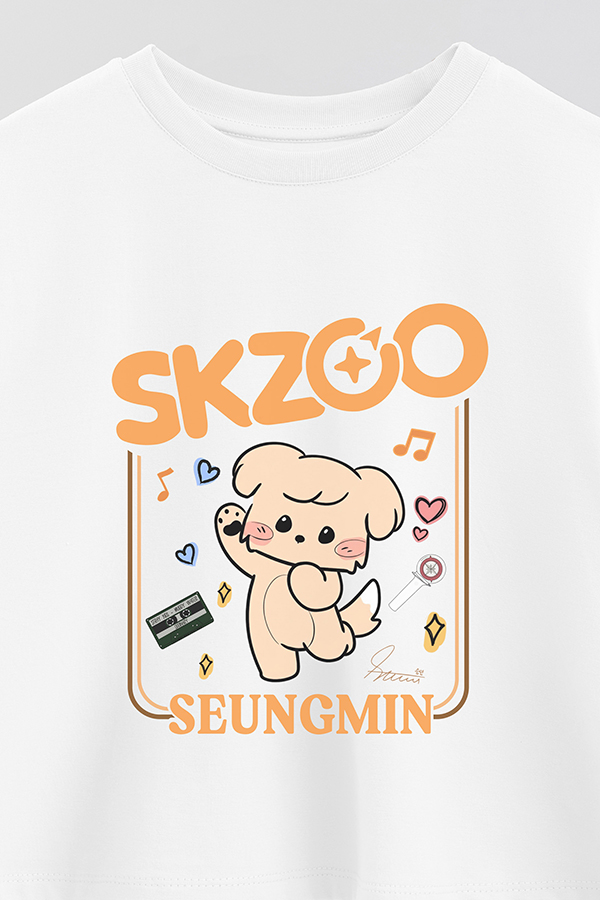 REMERA CROP ESTAMPADA SKZOO2 SEUNGMIN