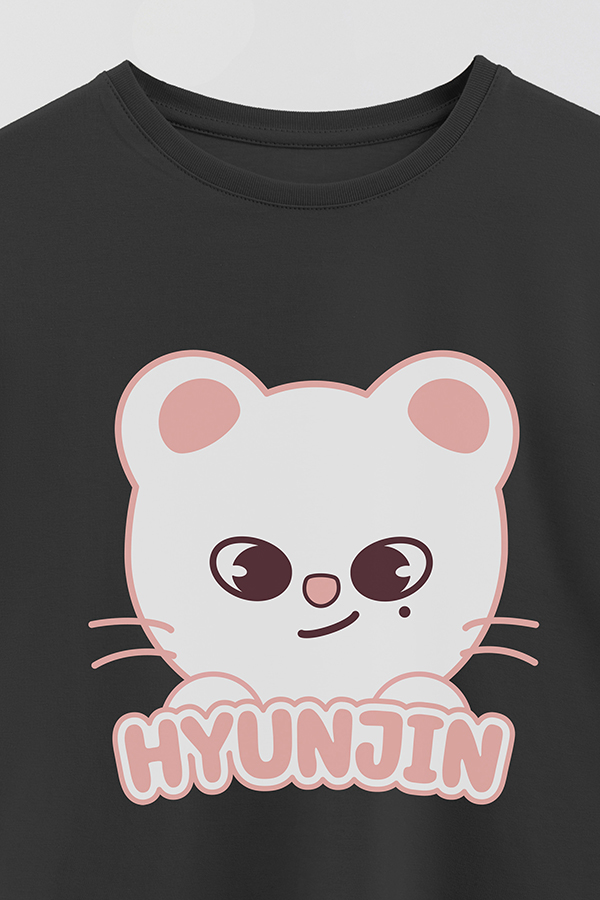 REMERA KID OVERSIZE SKZOO1 HYUNJIN