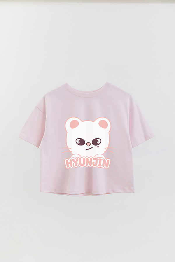 REMERA CROP ESTAMPADA SKZOO1 HYUNJIN