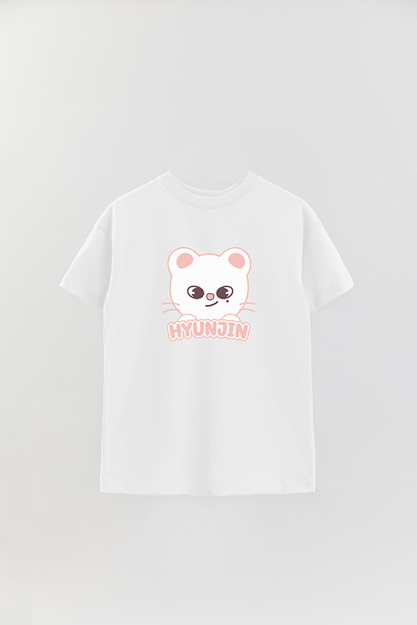 REMERA OVER ESTAMPADA SKZOO1 HYUNJIN