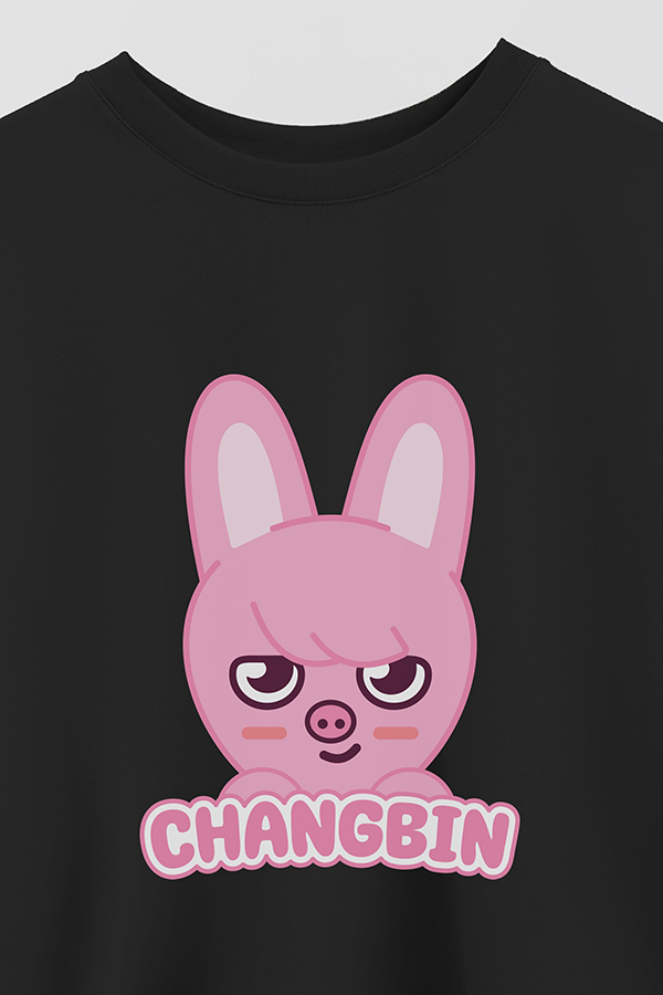 REMERA CROP ESTAMPADA SKZOO1 CHANGBIN