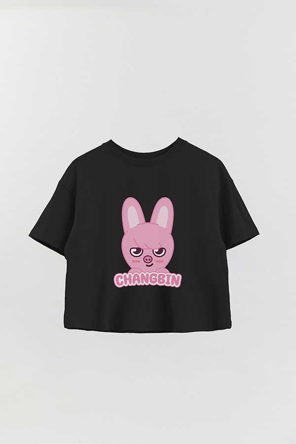 REMERA CROP ESTAMPADA SKZOO1 CHANGBIN