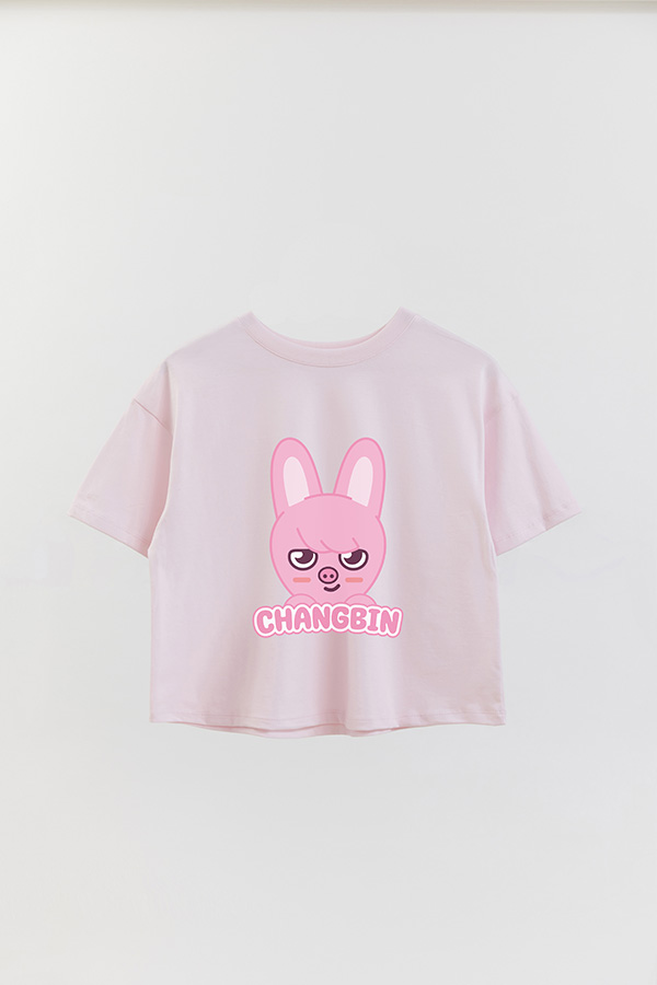 REMERA CROP ESTAMPADA SKZOO1 CHANGBIN