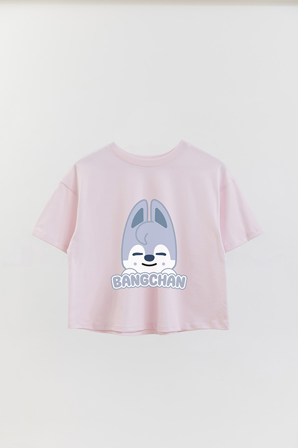 REMERA CROP ESTAMPADA SKZOO1 BANGCHAN