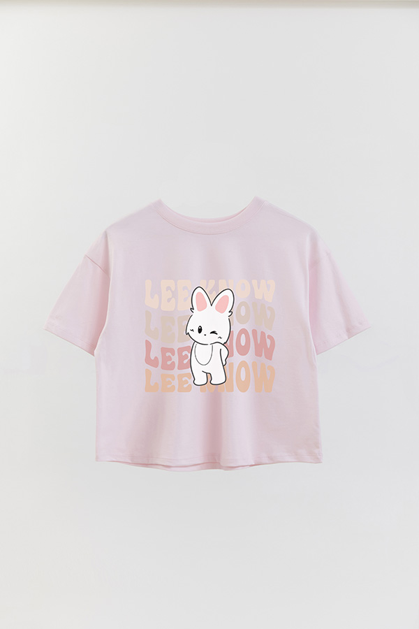 REMERA CROP ESTAMPADA SKZ RT LEE KNOW