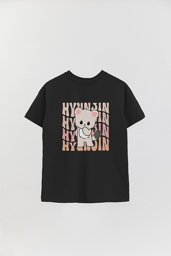 REMERA OVER ESTAMPADA SKZ RT HYUNJIN