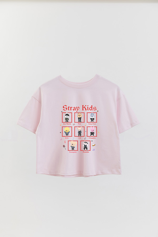 REMERA CROP ESTAMPADA STRAY KIDS 9