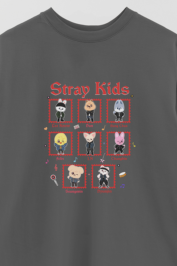 REMERA OVER ESTAMPADA STRAY KIDS 9