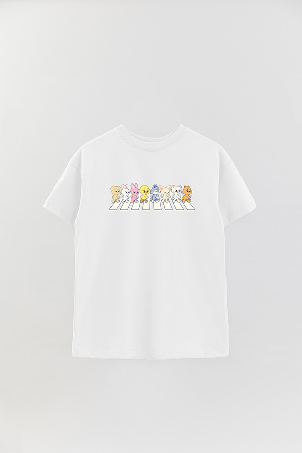 REMERA OVER ESTAMPADA STRAY KIDS 8