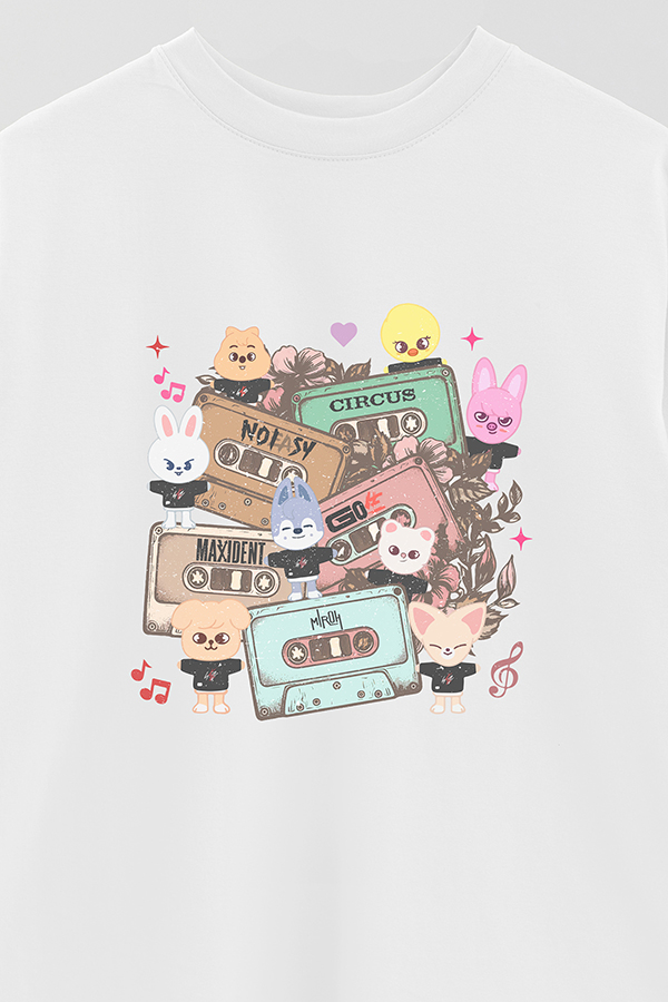 REMERA OVER ESTAMPADA STRAY KIDS 7