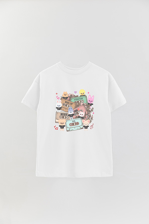 REMERA OVER ESTAMPADA STRAY KIDS 7