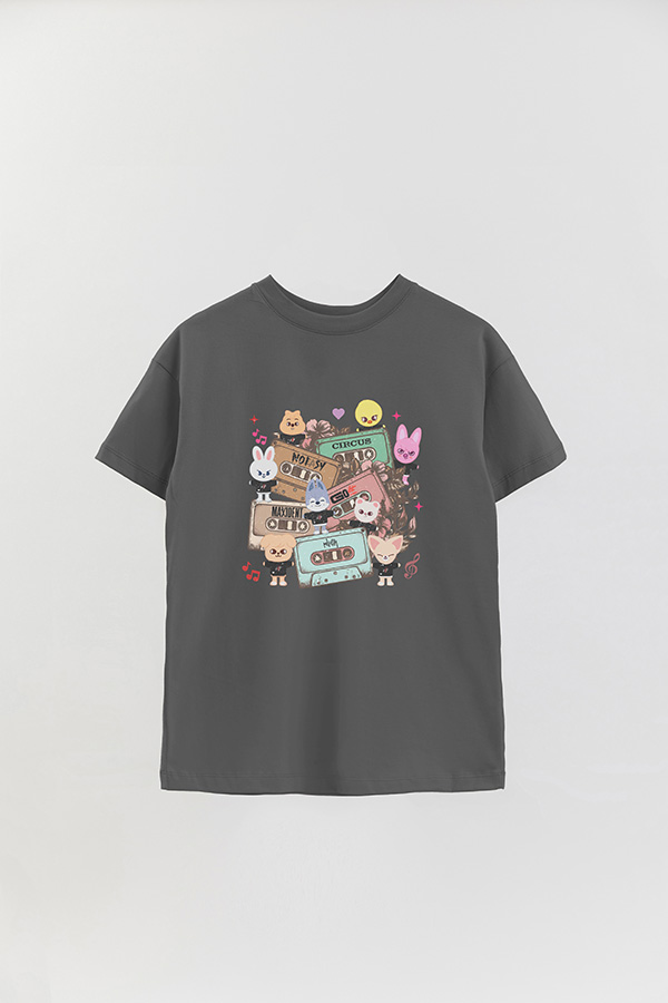 REMERA OVER ESTAMPADA STRAY KIDS 7