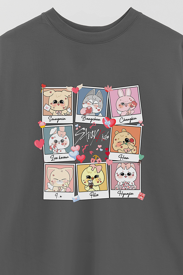 REMERA OVER ESTAMPADA STRAY KIDS 5