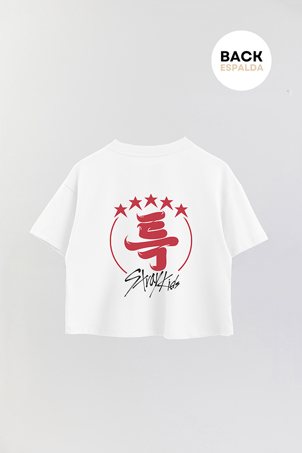 REMERA CROP ESTAMPADA STRAY KIDS FB TK