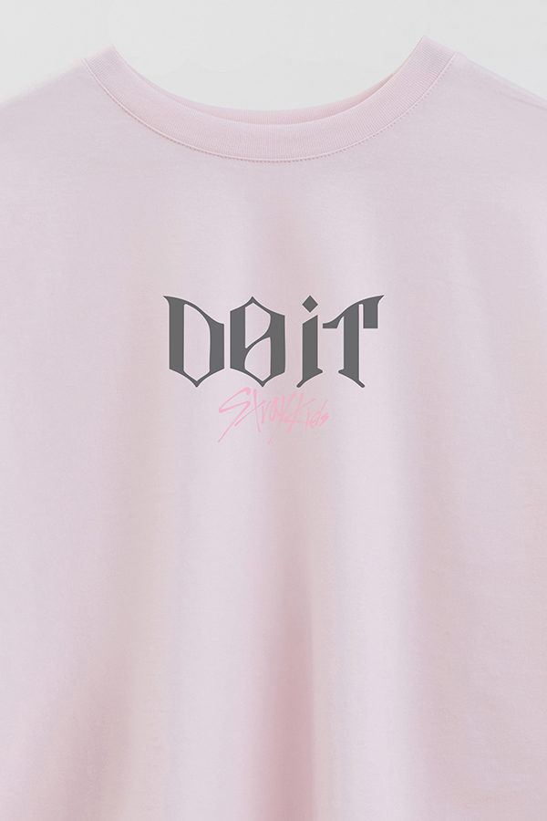 REMERA CROP ESTAMPADA STRAY KIDS FB DO IT 3